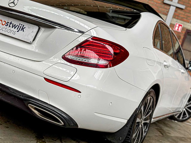 Mercedes-benz e300 e premium plus e-klasse 293pk 2019, g-702-gn - afbeelding 4 van  46