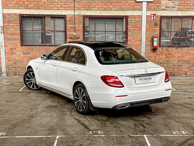 Mercedes-benz e300 e premium plus e-klasse 293pk 2019, g-702-gn - afbeelding 8 van  46