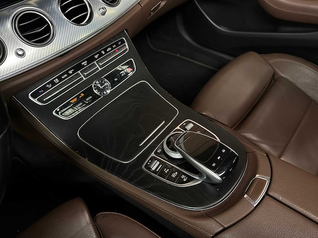 Mercedes-benz e300 e premium plus e-klasse 293pk 2019, g-702-gn - afbeelding 21 van  46
