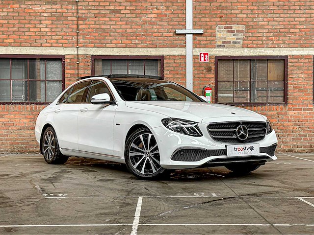 Mercedes-benz e300 e premium plus e-klasse 293pk 2019, g-702-gn - afbeelding 44 van  46