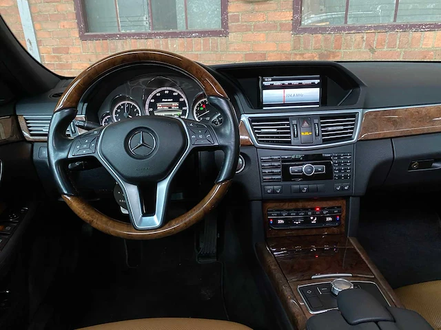 Mercedes-benz e350 amg estate designo avantgarde 3.5 v6 e-klasse 306pk my-2013 - afbeelding 15 van  58