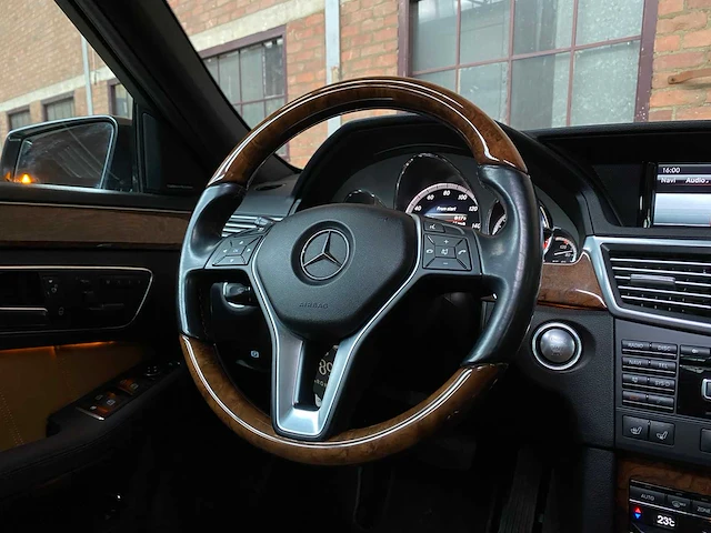 Mercedes-benz e350 amg estate designo avantgarde 3.5 v6 e-klasse 306pk my-2013 - afbeelding 16 van  58