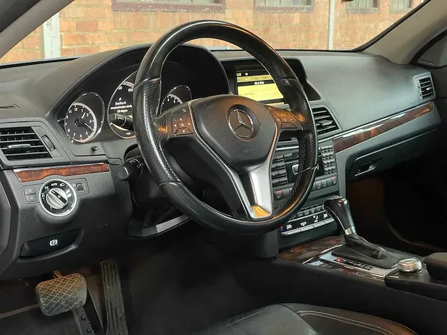 Mercedes-benz e350 cabriolet 3.5 v6 cgi avantgarde 7g-tronic plus 306pk 2012 e-klasse, r-976-xf - afbeelding 22 van  55