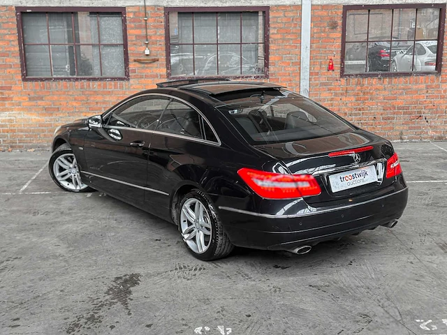 Mercedes-benz e350 cgi elegance 3.5 v6 292pk 2009 e-klasse coupé, 29-nhz-8 - afbeelding 7 van  39