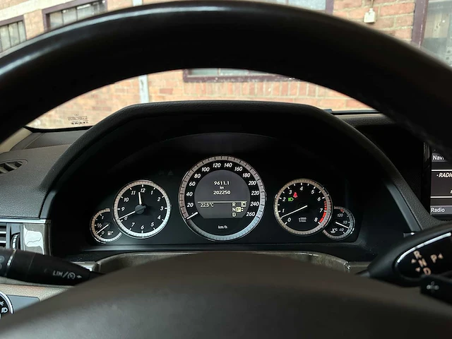 Mercedes-benz e350 cgi elegance e-klasse 292pk 2009, 05-jpn-5 youngtimer - afbeelding 18 van  40