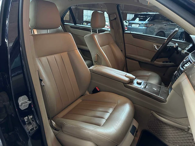 Mercedes-benz e350 cgi elegance e-klasse 292pk 2009, 05-jpn-5 youngtimer - afbeelding 32 van  40