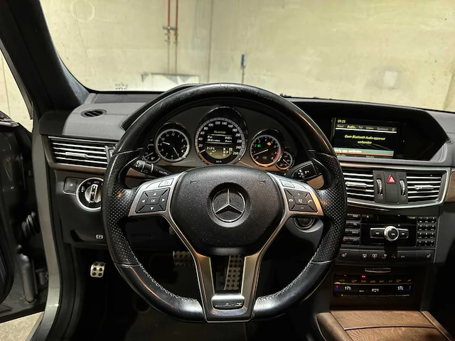 Mercedes-benz e500 amg 4.6 v8 edition sport 4matic 408pk 2011 e-klasse, 83-xfs-9 - afbeelding 19 van  49