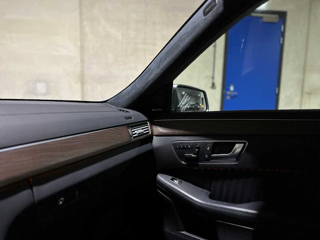 Mercedes-benz e500 amg 4.6 v8 edition sport 4matic 408pk 2011 e-klasse, 83-xfs-9 - afbeelding 31 van  49