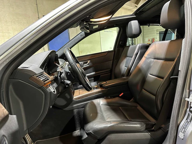 Mercedes-benz e500 amg 4.6 v8 edition sport 4matic 408pk 2011 e-klasse, 83-xfs-9 - afbeelding 35 van  49