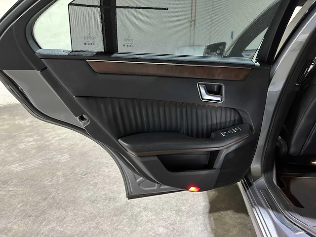 Mercedes-benz e500 amg 4.6 v8 edition sport 4matic 408pk 2011 e-klasse, 83-xfs-9 - afbeelding 36 van  49
