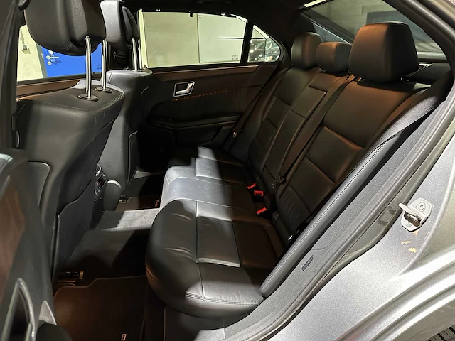 Mercedes-benz e500 amg 4.6 v8 edition sport 4matic 408pk 2011 e-klasse, 83-xfs-9 - afbeelding 37 van  49