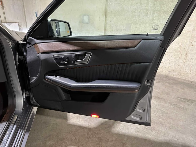 Mercedes-benz e500 amg 4.6 v8 edition sport 4matic 408pk 2011 e-klasse, 83-xfs-9 - afbeelding 42 van  49
