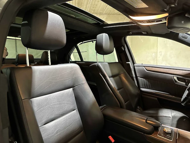 Mercedes-benz e500 amg 4.6 v8 edition sport 4matic 408pk 2011 e-klasse, 83-xfs-9 - afbeelding 44 van  49