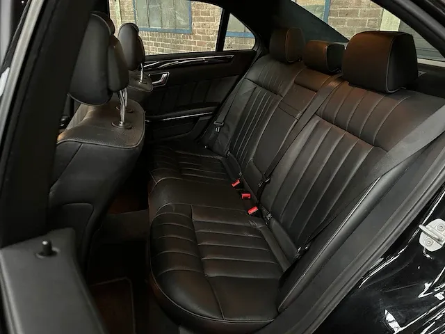 Mercedes-benz e500 amg 4matic 4.6 v8 e-klasse 408pk 2013, h-726-fk - afbeelding 59 van  71