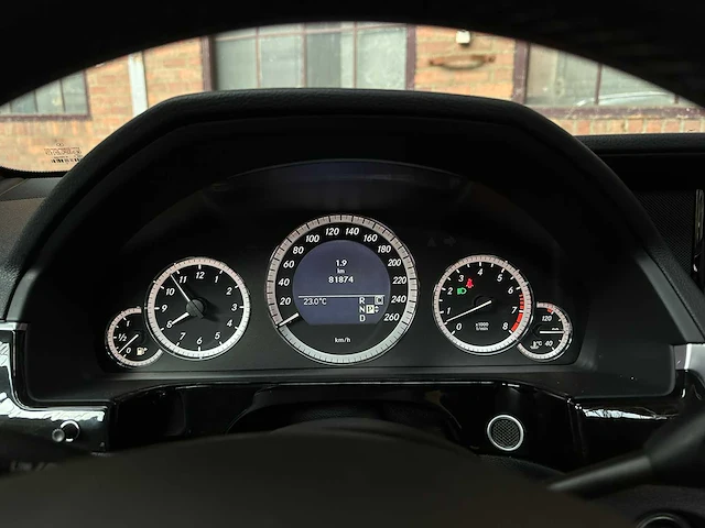 Mercedes-benz e500 amg 5.5 v8 388pk 2010 youngtimer - afbeelding 27 van  44