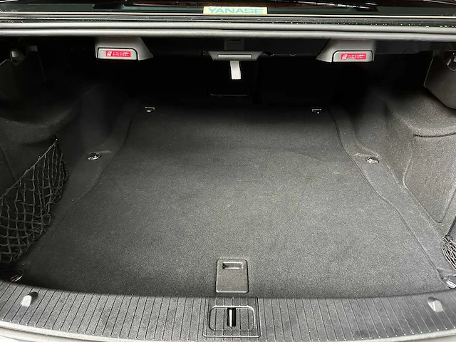 Mercedes-benz e500 amg 5.5 v8 388pk 2010 youngtimer - afbeelding 35 van  44