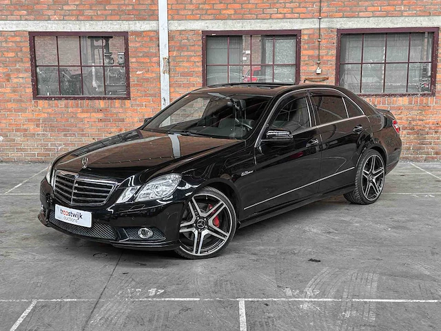 Mercedes-benz e500 amg 5.5 v8 388pk 2010 youngtimer - afbeelding 4 van  44