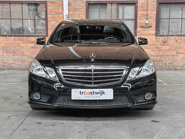 Mercedes-benz e500 amg 5.5 v8 388pk 2010 youngtimer - afbeelding 5 van  44