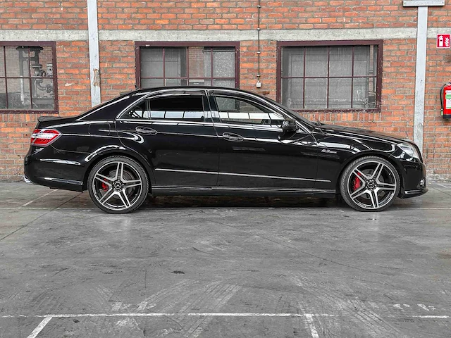 Mercedes-benz e500 amg 5.5 v8 388pk 2010 youngtimer - afbeelding 9 van  44