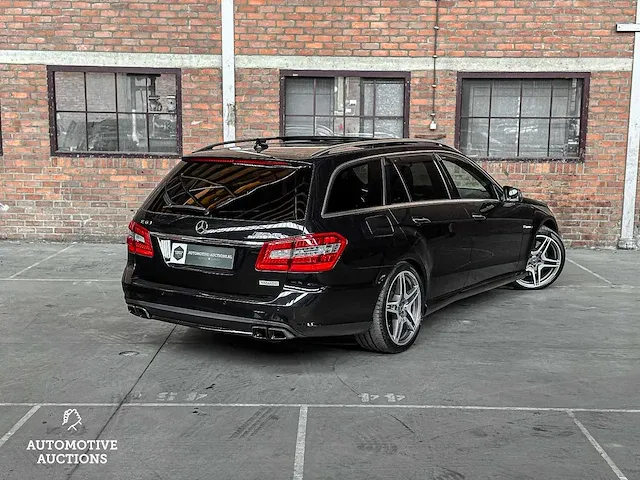 Mercedes-benz e63 amg estate designo 5.5 v8 525pk 2012 - afbeelding 13 van  72