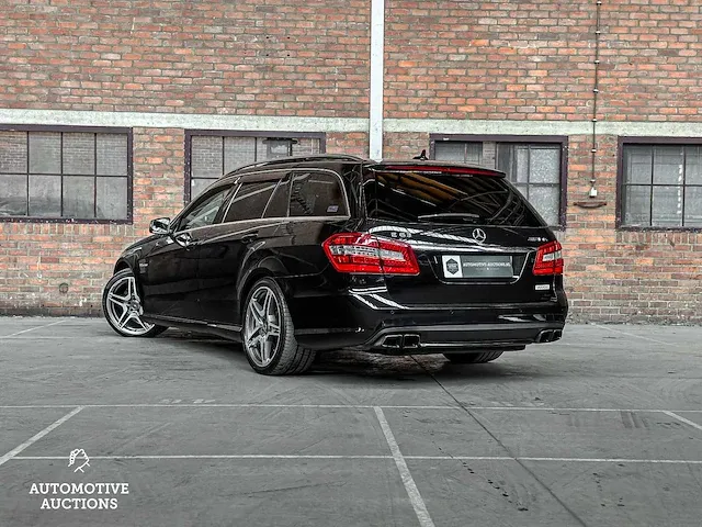 Mercedes-benz e63 amg estate designo 5.5 v8 525pk 2012 - afbeelding 19 van  72