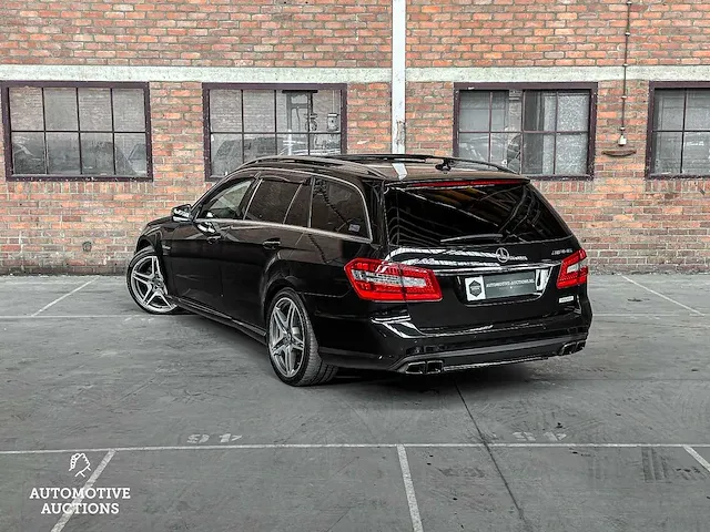 Mercedes-benz e63 amg estate designo 5.5 v8 525pk 2012 - afbeelding 20 van  72