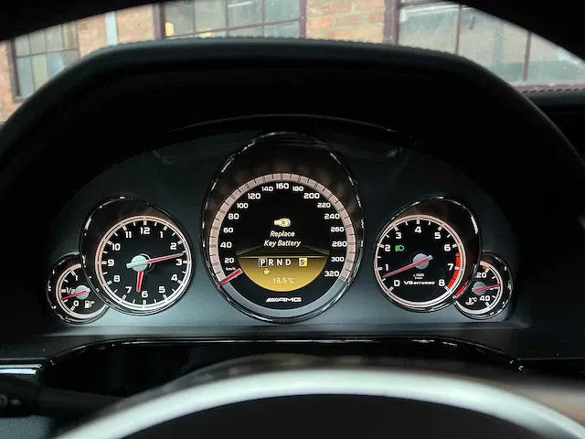 Mercedes-benz e63 amg estate designo 5.5 v8 525pk 2012 - afbeelding 35 van  72