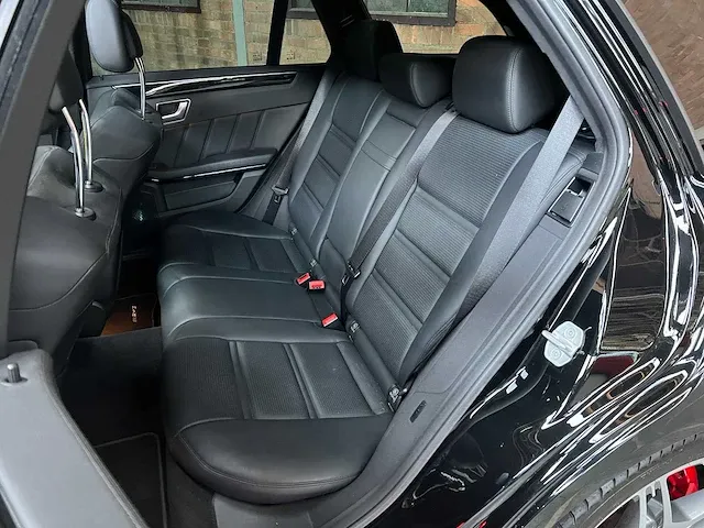 Mercedes-benz e63 amg estate designo 5.5 v8 525pk 2012 - afbeelding 61 van  72