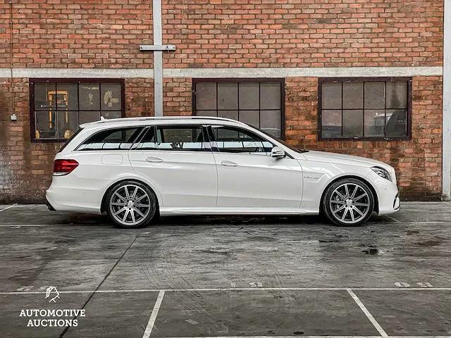 Mercedes-benz e63 estate amg 5.5 v8 4matic e-klasse 557pk 2015 orig-nl, 2-zfk-64 - afbeelding 3 van  72