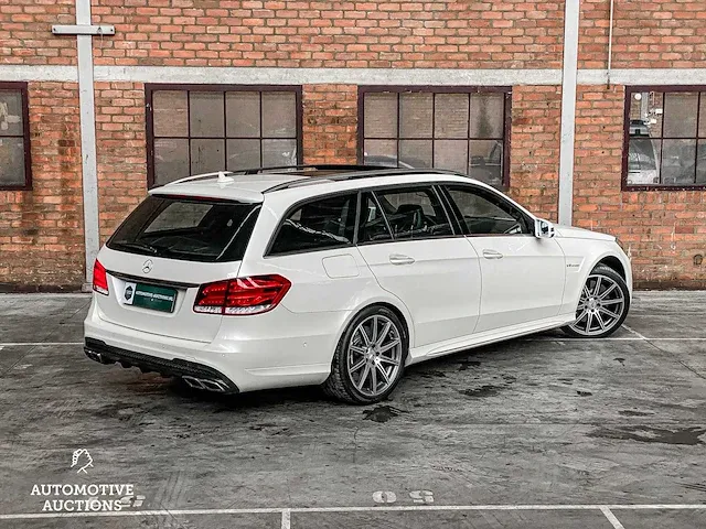 Mercedes-benz e63 estate amg 5.5 v8 4matic e-klasse 557pk 2015 orig-nl, 2-zfk-64 - afbeelding 7 van  72
