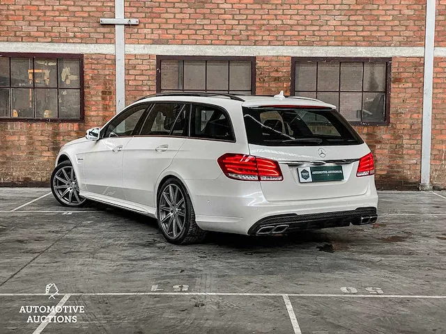 Mercedes-benz e63 estate amg 5.5 v8 4matic e-klasse 557pk 2015 orig-nl, 2-zfk-64 - afbeelding 13 van  72