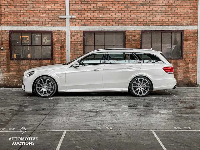 Mercedes-benz e63 estate amg 5.5 v8 4matic e-klasse 557pk 2015 orig-nl, 2-zfk-64 - afbeelding 17 van  72