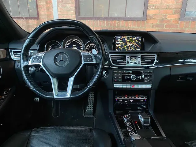 Mercedes-benz e63 estate amg 5.5 v8 4matic e-klasse 557pk 2015 orig-nl, 2-zfk-64 - afbeelding 20 van  72
