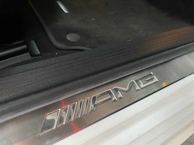 Mercedes-benz e63 estate amg 5.5 v8 4matic e-klasse 557pk 2015 orig-nl, 2-zfk-64 - afbeelding 50 van  72