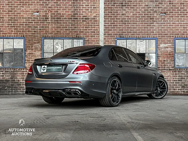 Mercedes-benz e63s amg 4matic edition one track pace e-klasse sedan 612pk 2018, g-808-fx - afbeelding 13 van  68