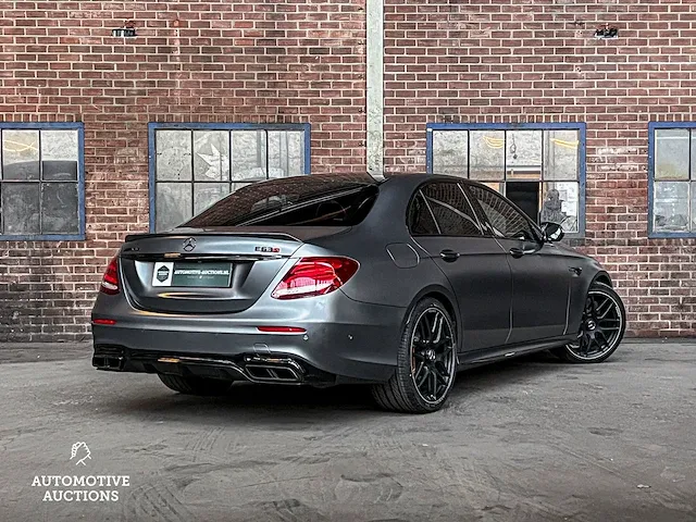 Mercedes-benz e63s amg 4matic edition one track pace e-klasse sedan 612pk 2018, g-808-fx - afbeelding 14 van  68