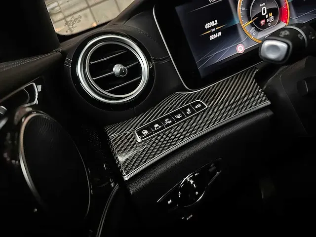 Mercedes-benz e63s amg estate 4.0 v8 4matic premium plus 612pk 2017 e-klasse, xb-938-p - afbeelding 52 van  76