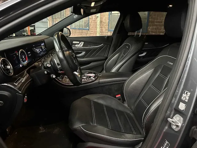 Mercedes-benz e63s amg estate 4.0 v8 4matic premium plus 612pk 2017 e-klasse, xb-938-p - afbeelding 66 van  76