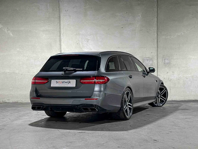 Mercedes-benz e63s estate amg 4.0 v8 4matic premium plus 612pk 2017 e-klasse, nl-kenteken - afbeelding 3 van  47