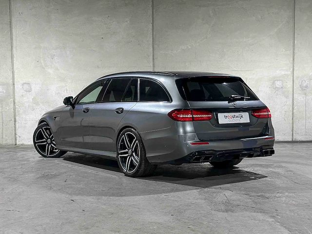 Mercedes-benz e63s estate amg 4.0 v8 4matic premium plus 612pk 2017 e-klasse, nl-kenteken - afbeelding 7 van  47