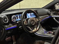 Mercedes-benz e63s estate amg 4.0 v8 4matic premium plus 612pk 2017 e-klasse, nl-kenteken - afbeelding 11 van  47