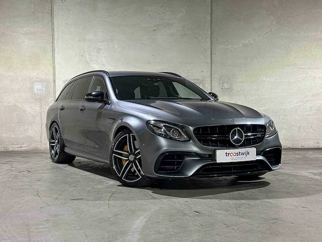 Mercedes-benz e63s estate amg 4.0 v8 4matic premium plus 612pk 2017 e-klasse, nl-kenteken - afbeelding 45 van  47