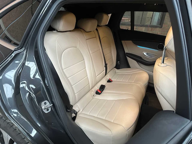Mercedes-benz eqc400 4matic luxury line 80 kwh 408pk 2023 (origineel-nl) eqc-klasse, s-450-gp - afbeelding 48 van  55