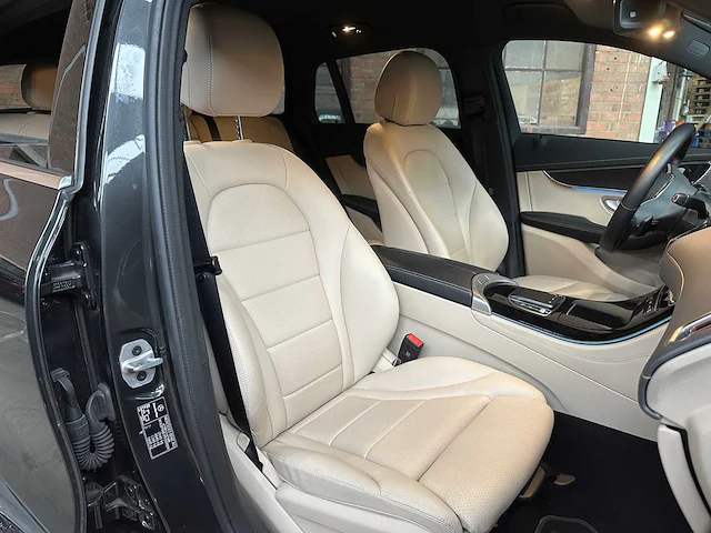 Mercedes-benz eqc400 4matic luxury line 80 kwh 408pk 2023 (origineel-nl) eqc-klasse, s-450-gp - afbeelding 49 van  55