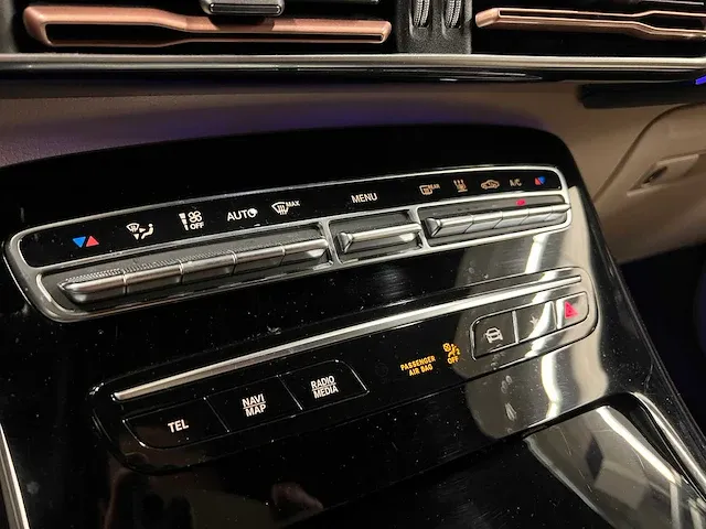 Mercedes-benz eqc400 amg 4matic premium 80 kwh 408pk 2020 eqc-klasse, t-431-ds - afbeelding 33 van  82