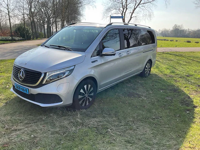 Mercedes-benz eqv 300 l3 avantgarde personenauto (8 personen) - afbeelding 1 van  36