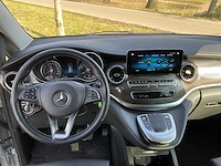 Mercedes-benz eqv 300 l3 avantgarde personenauto (8 personen) - afbeelding 35 van  36