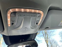 Mercedes-benz eqv 300 l3 avantgarde personenauto (8 personen) - afbeelding 10 van  42