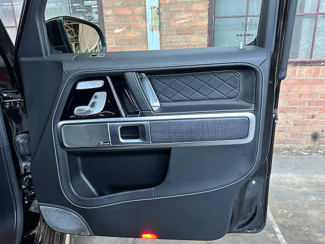 Mercedes-benz g400d amg stronger than time edition 330pk 2020 g-klasse - afbeelding 61 van  88