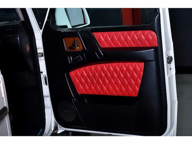Mercedes-benz g55 amg suv 5,5l v8 - 2007 - afbeelding 76 van  104